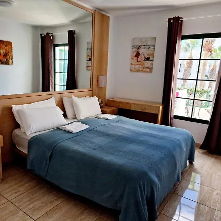 Lovely Mira With Pool Appartement Puerto del Carmen (Lanzarote)