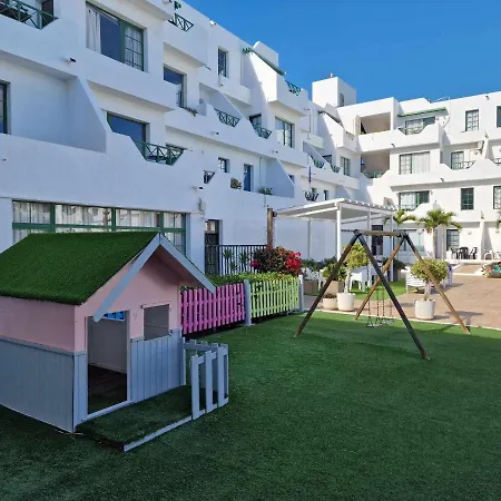 Lovely Mira With Pool *